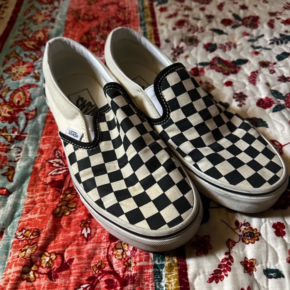 Vans Slip On’s - Picture 1 of 3